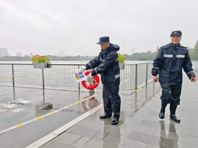 上传图片